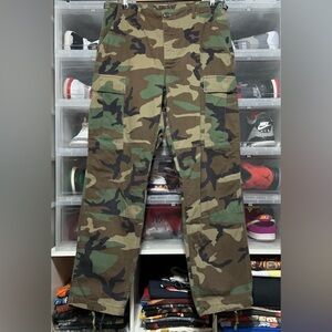 Military Woodland Camo Cargo Pants Size Medium